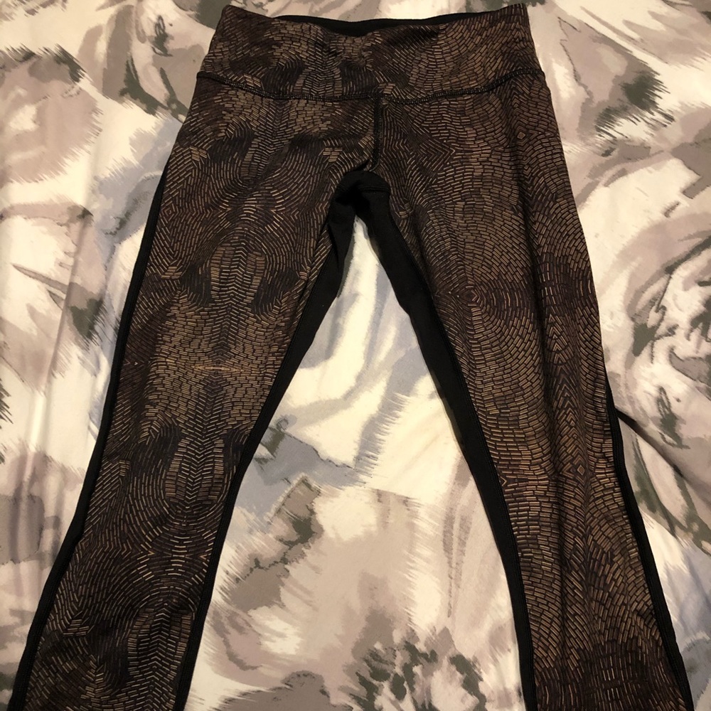 Lululemon crop pants